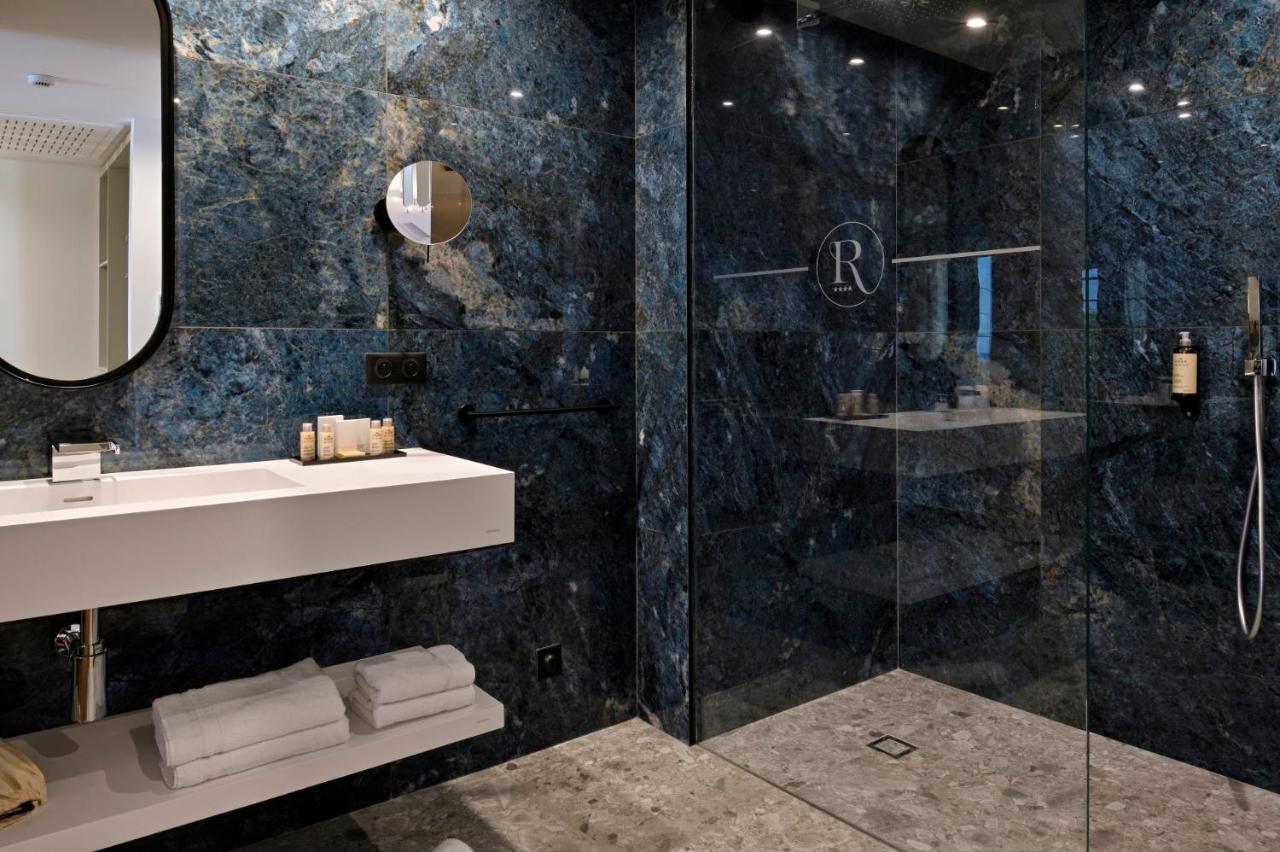 LʼÎle-Rousse Hotel & Spa Rocabella מראה חיצוני תמונה
