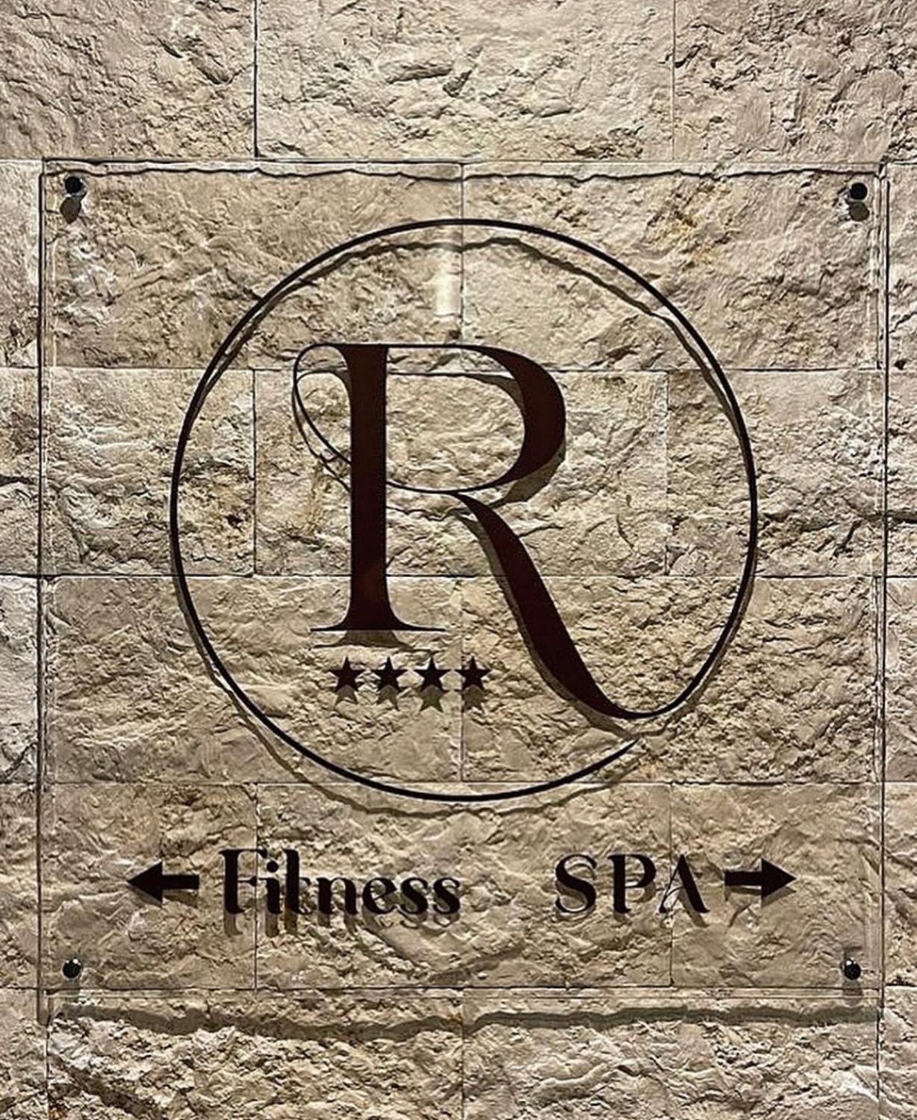 LʼÎle-Rousse Hotel & Spa Rocabella מראה חיצוני תמונה